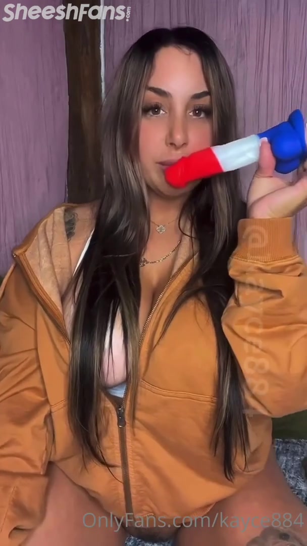 Kayce884 Solo Fucking Her Thick Pussy Lips Closeup Onlyfans Sextape